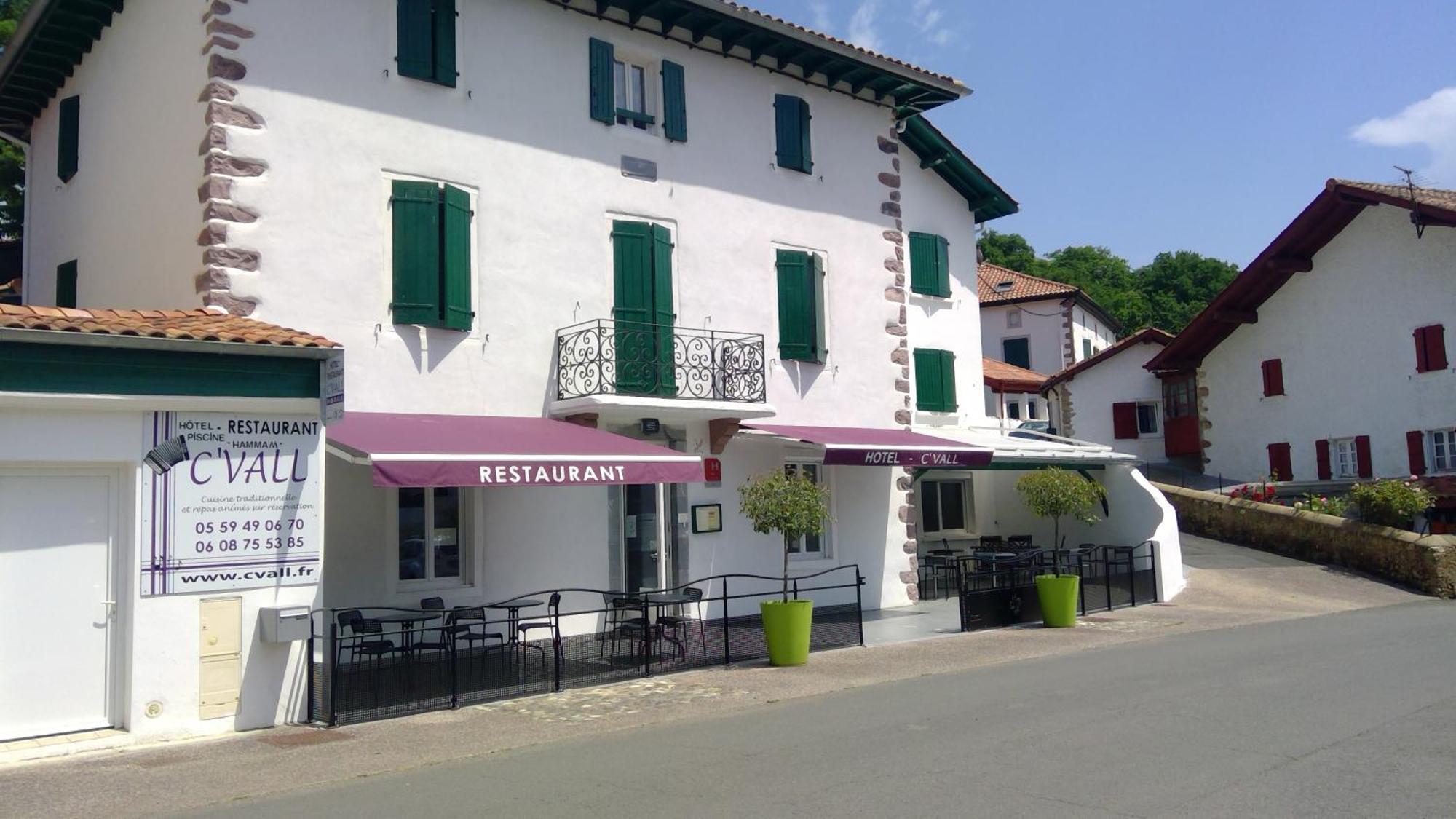 Hotel/Restaurant C'Vall Urepel Bagian luar foto